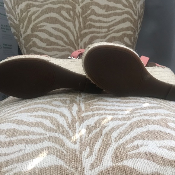 Pretty wedge sandals - Picture 6 of 6